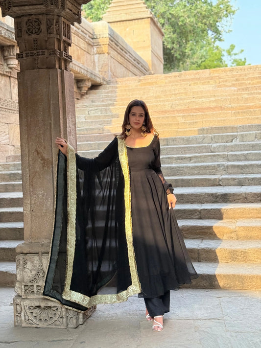 Kajal Regal Georgette Anarkali Suit Set