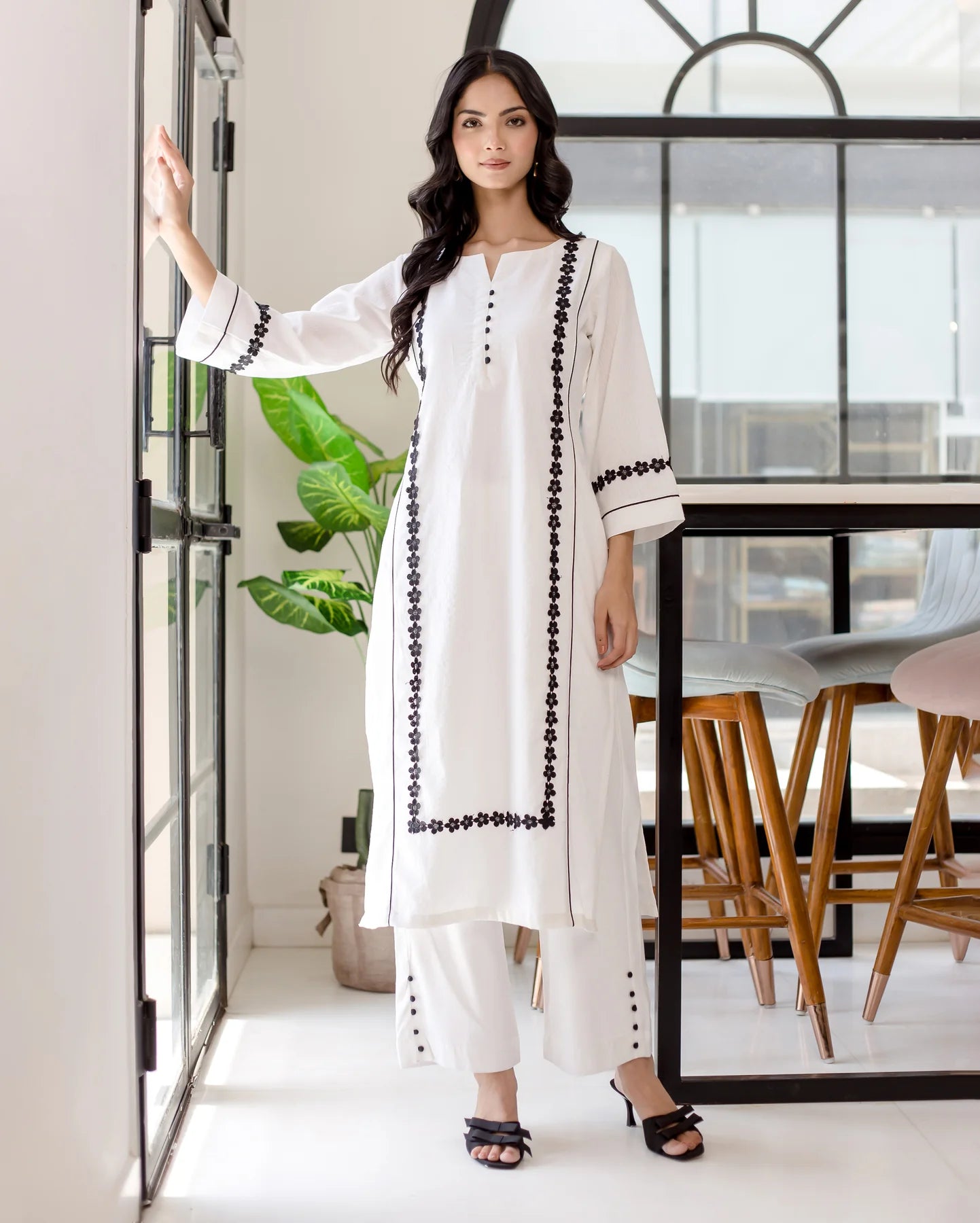 Shvetra White Cotton Flex Kurta Pant Set with Black Thread Accents