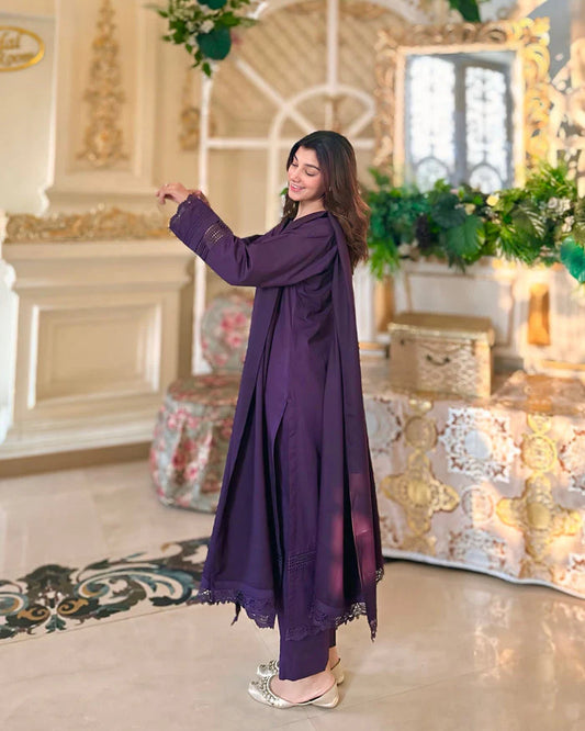 "Aynat" - Lawn Dobby Breathable Suit Set with Chiffon Dupatta