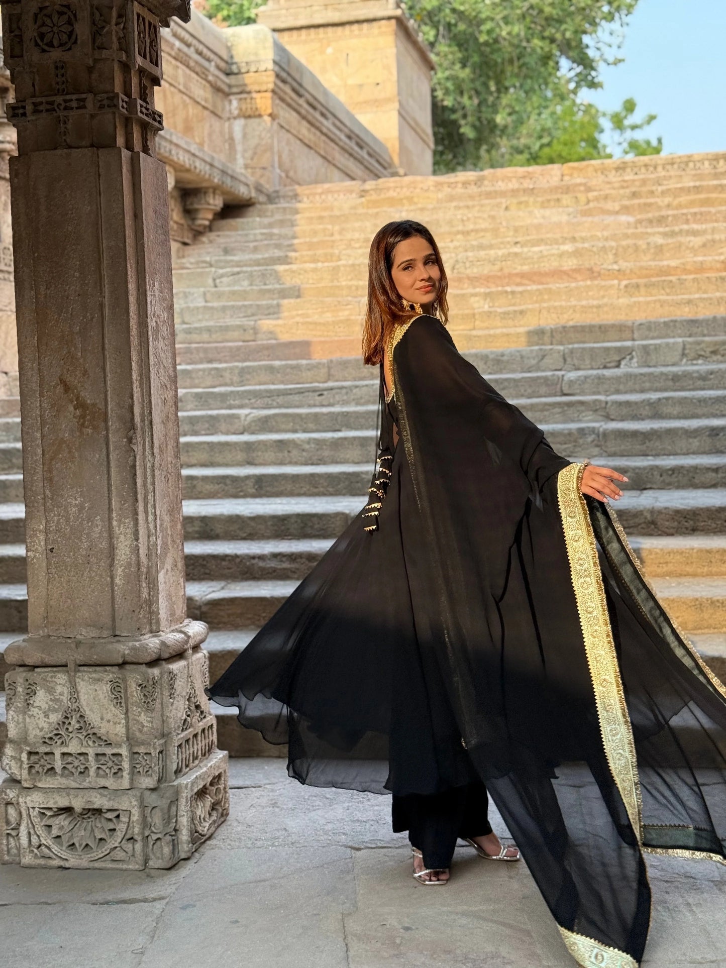 Kajal Regal Georgette Anarkali Suit Set