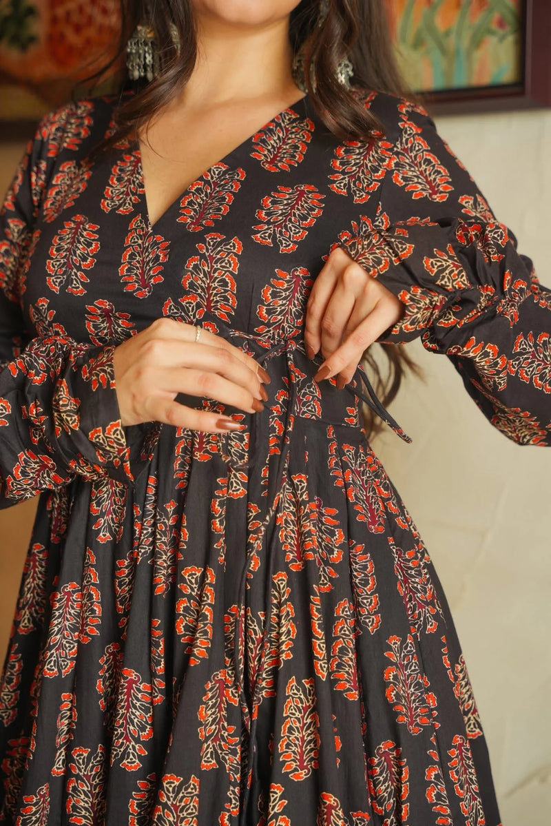 Raatgul & Neelakshi Angrakha Kurta Set
