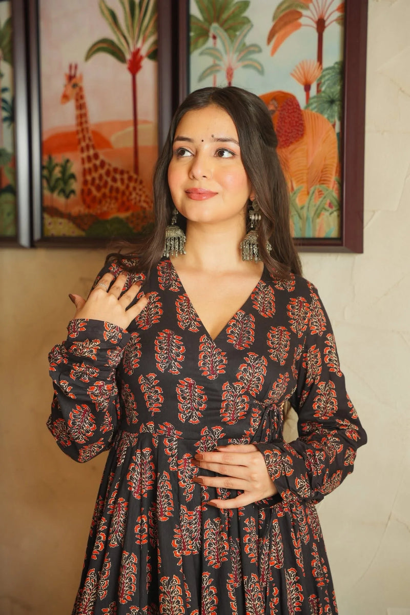 Raatgul & Neelakshi Angrakha Kurta Set