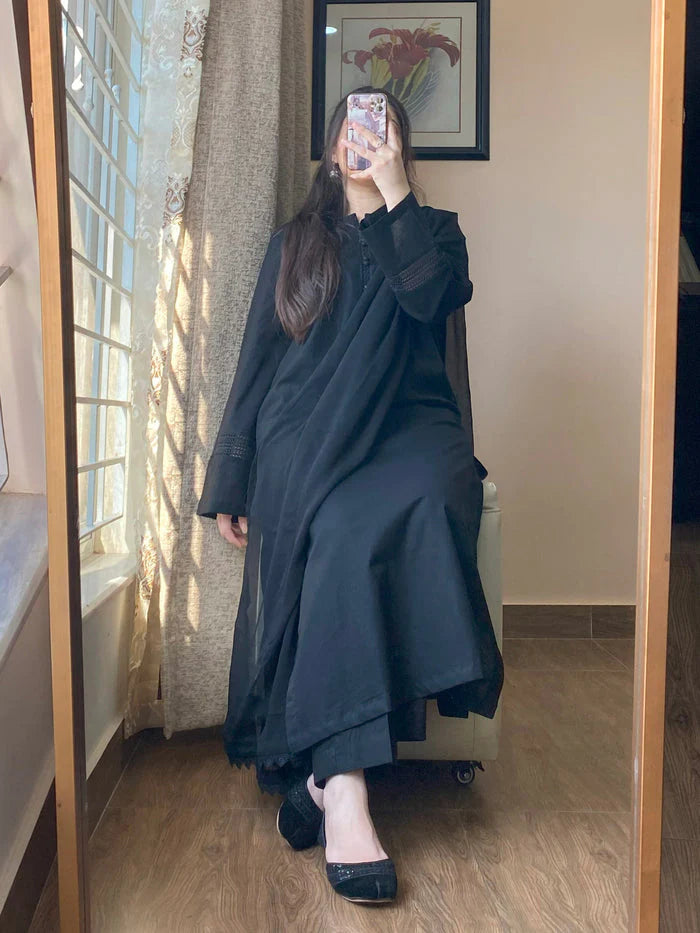 "Aynat" - Lawn Dobby Breathable Suit Set with Chiffon Dupatta