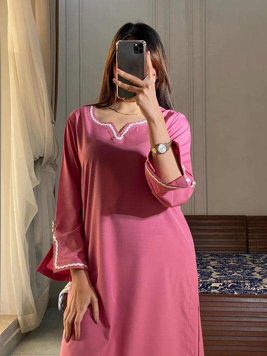 "Zaira" — Mauve Pink Premium Rayon Co-ord Set with Scalloped Lace Detailing