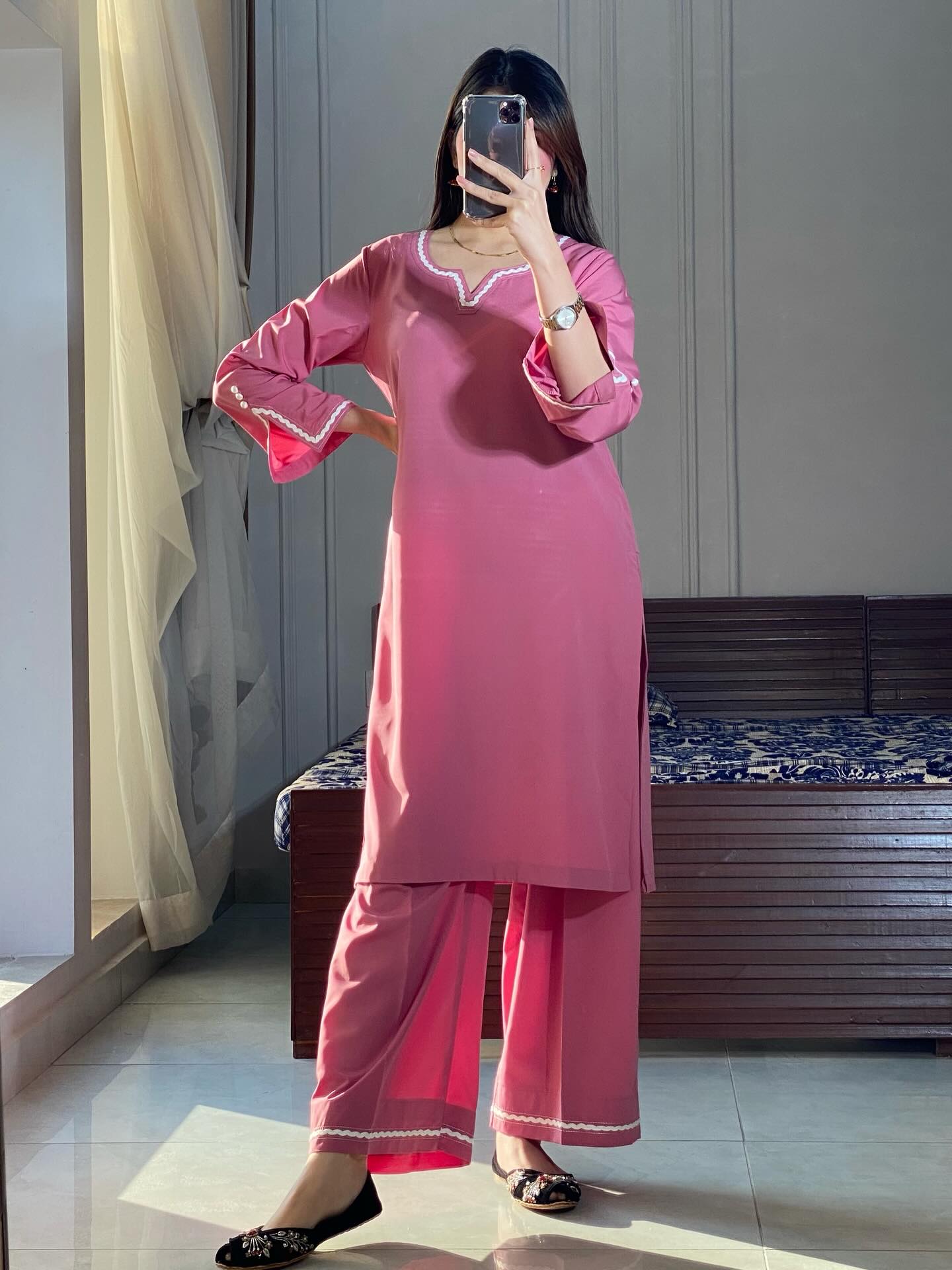 "Zaira" — Mauve Pink Premium Rayon Co-ord Set with Scalloped Lace Detailing