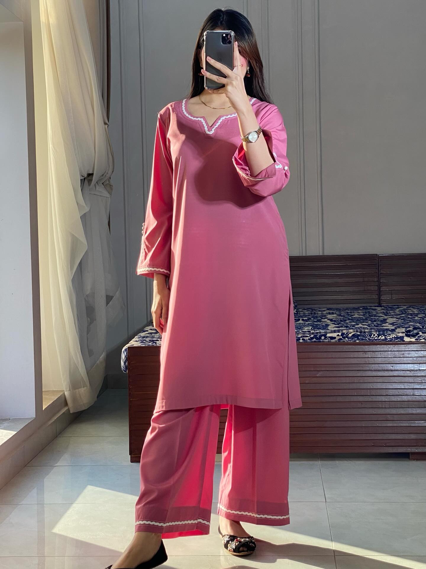 "Zaira" — Mauve Pink Premium Rayon Co-ord Set with Scalloped Lace Detailing