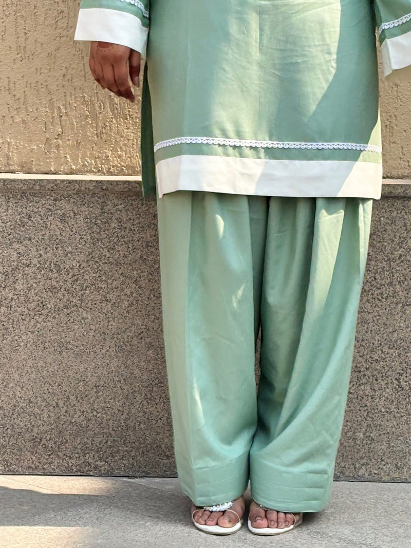 "Rhea" Cotton Co-ord Set with Contrast Lace