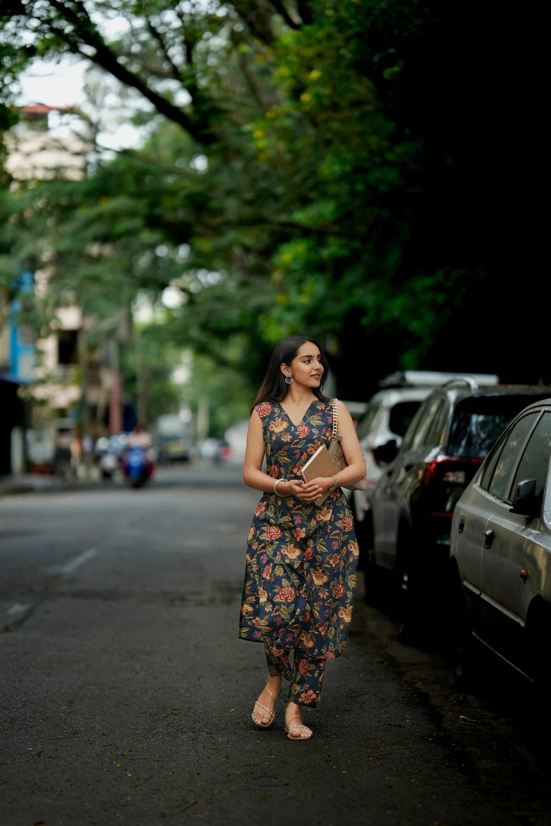 "Gulzari" — Floral Cotton Kurta & Pant Set