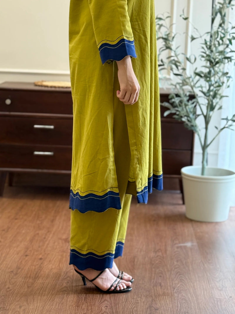 "Aarna" — Premium Cotton Kurta Set with Scalloped Contrast Detailing