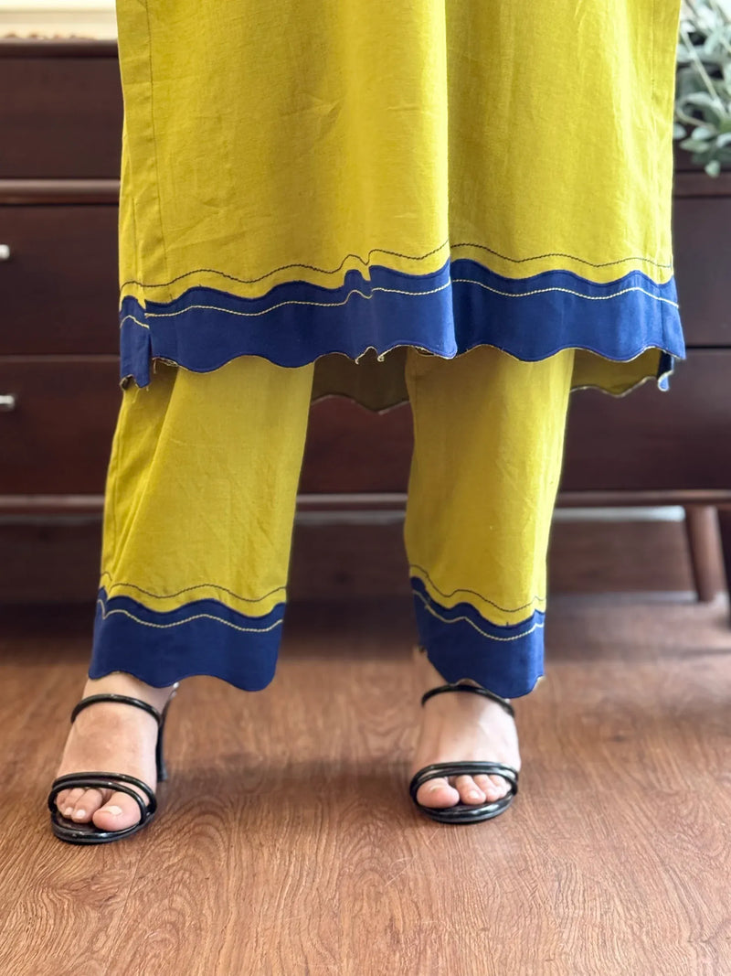 "Aarna" — Premium Cotton Kurta Set with Scalloped Contrast Detailing